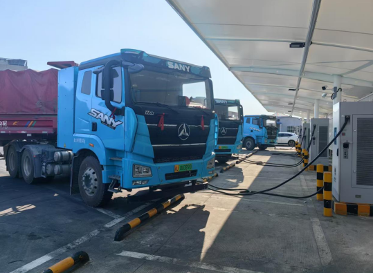 臨澧縣精準施策，推動貨運車輛降碳提效，引領(lǐng)道路貨物運輸綠色轉(zhuǎn)型